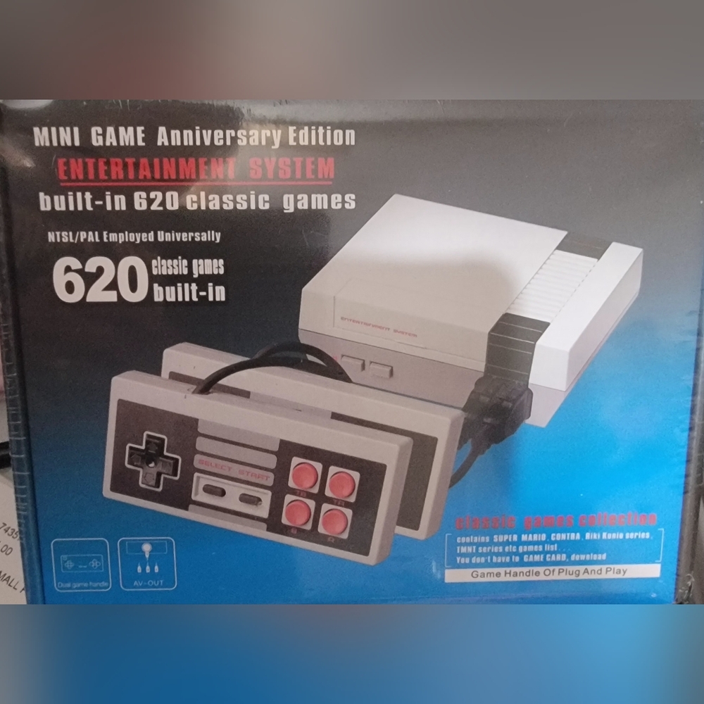 Source Unknown Mini Game Console - White and Gray